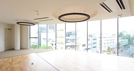 神宮前オフィス｜原状回復不要のショールーム居抜き空間