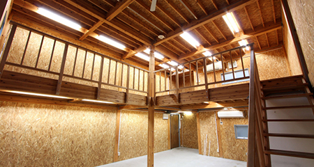 青山小屋..
