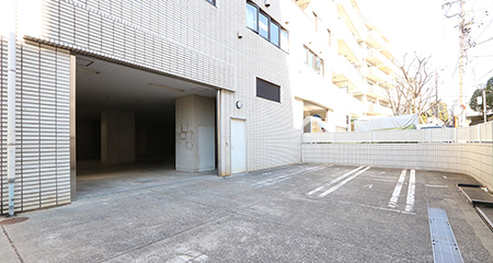 都立大オフィス・スタジオ | 1F倉庫空間駐車場付き