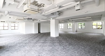 恵比寿オフィス｜テラス付ハーフスケルトン空間