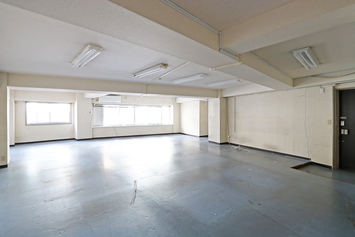 神宮前オフィス・店舗 ｜神宮前交差点裏 改装可能空間
