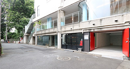 神宮前オフィス・店舗 | 明治通り沿い路面店舗区画居抜き