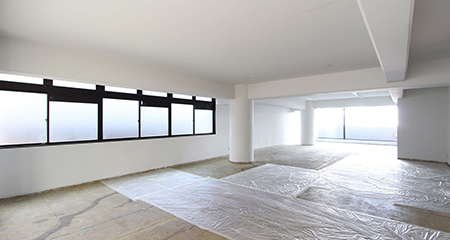 北参道オフィス｜屋上も利用可能 半地下路面区画