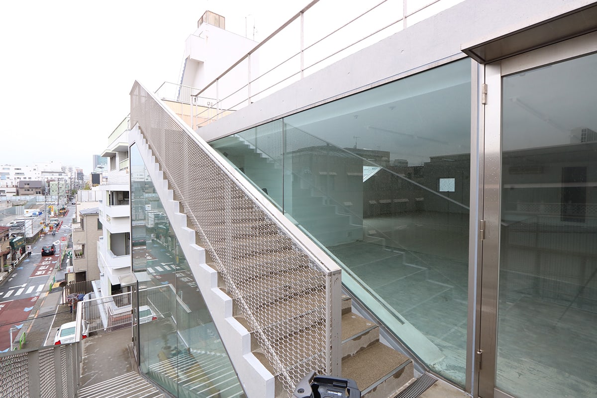 物件写真8｜南青山SOHO | 有名建築家によるデザインビルの最上階空間