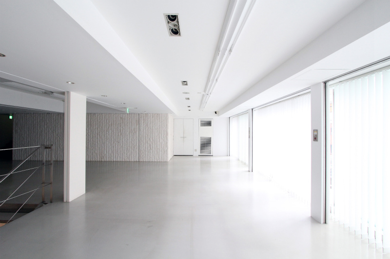 ShowBuilding