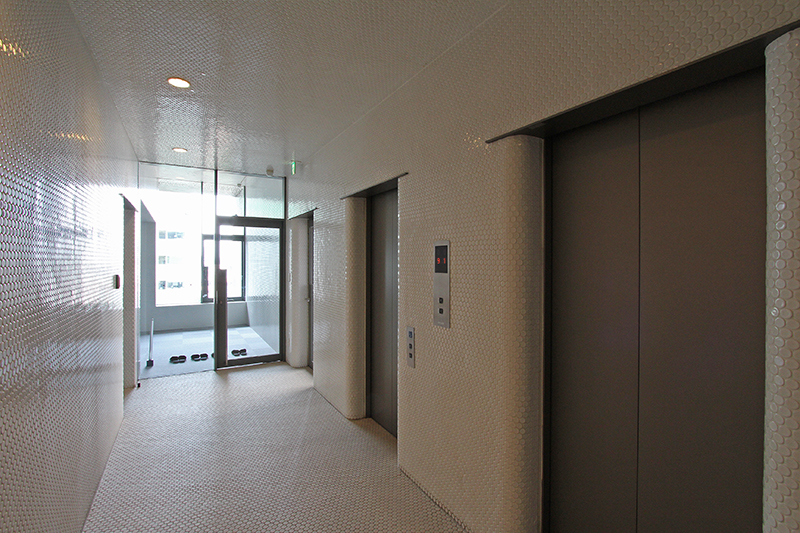 物件写真7｜渋谷オフィス｜個性的な外観 天井高のある空間
