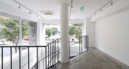 北青山オフィス・店舗｜青山通り沿い メゾネット空間