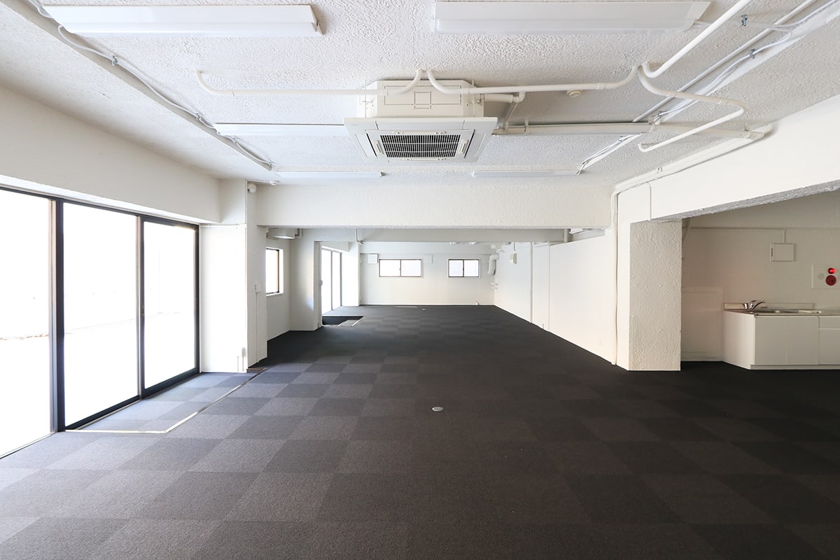渋谷オフィス｜専有利用可能な外部スペースあり路面空間
