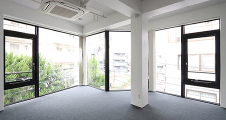 南麻布オフィス | リノベーション済みデザイン空間