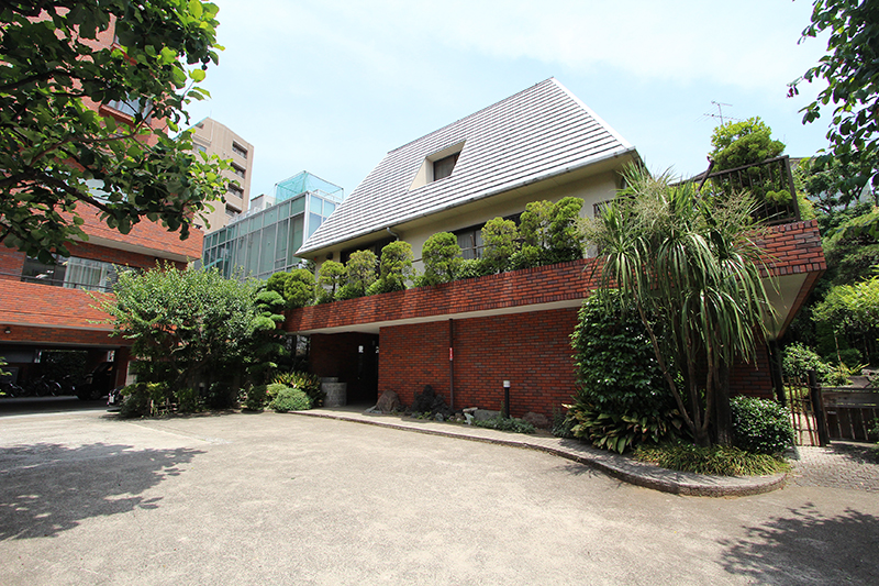 渋谷オフィス｜1F庭付き空間