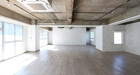 池尻オフィス｜天高3m陽当たり良好の居抜きオフィス