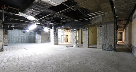 宇田川町店舗・オフィス｜天井高4m超のインパクト空間