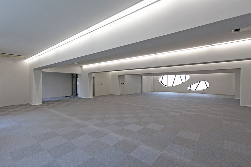 物件写真1｜渋谷オフィス｜個性的な外観 天井高のある空間