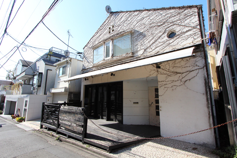 神宮前オフィス・店舗｜1棟貸し 元カフェ居抜き