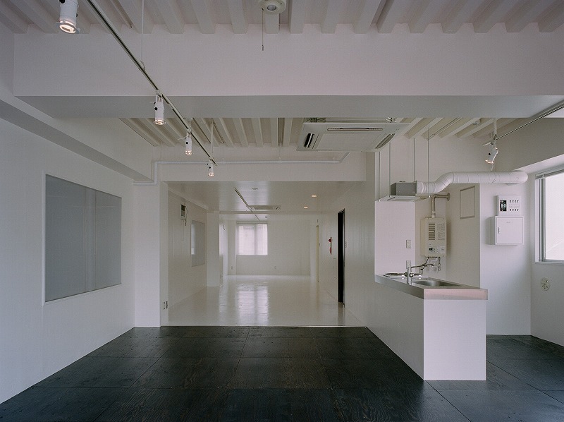 Floor and walls 01