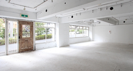 駒場オフィス｜元アンティーク家具店1F路面区画