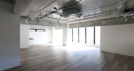 神宮前オフィス｜内装リニューアル済築浅空間