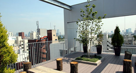 続きは屋上で。