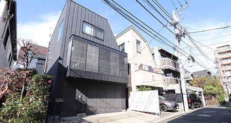 神宮前SOHO｜ガレージ付き デザイン戸建