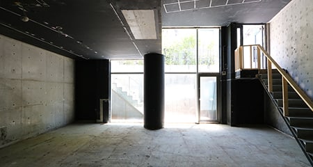 中目黒オフィス・ショップ｜天高4.2m駅近スケルトン空間