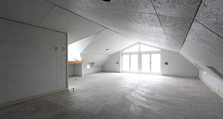 中目黒SOHO｜屋根裏部屋付き戸建物件