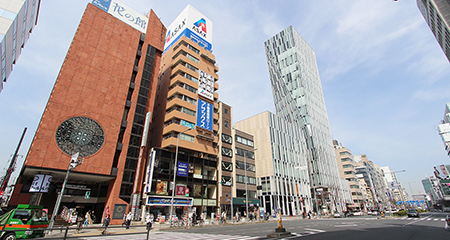 表参道オフィス｜骨董通り目の前70坪オフィス