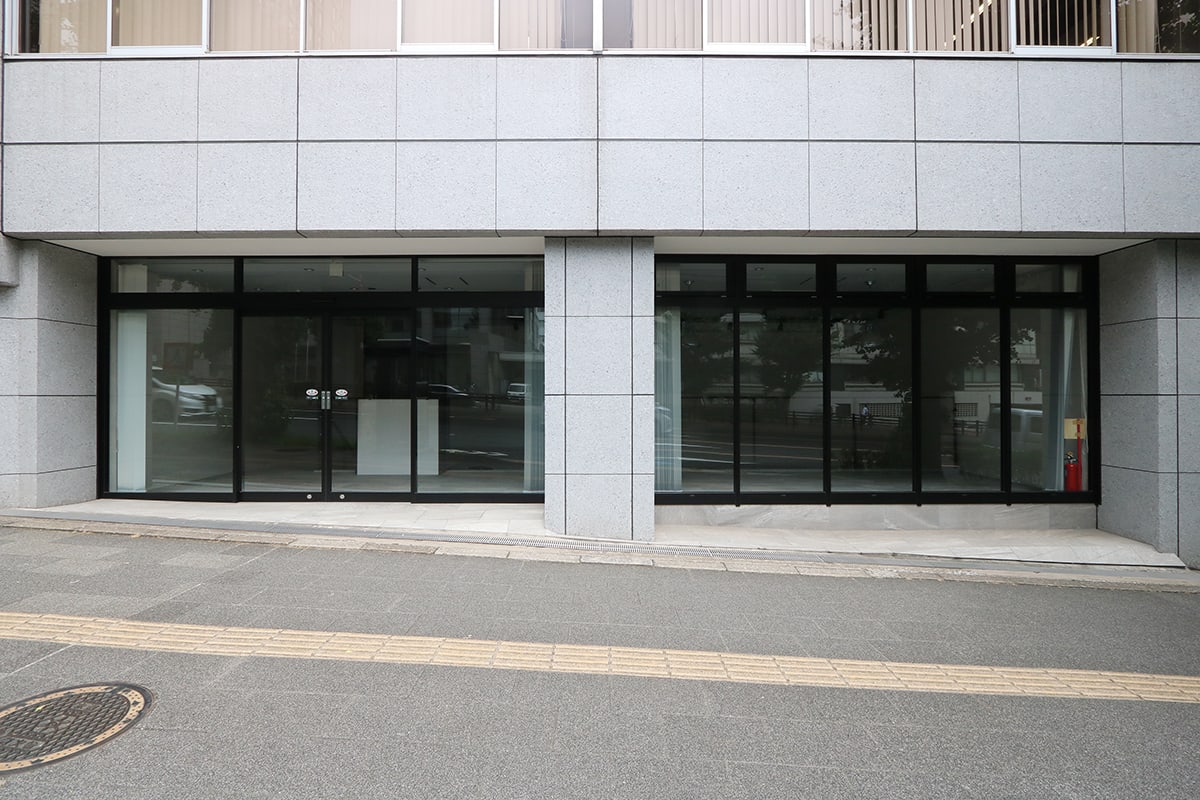 物件写真10｜永田町オフィス｜天高7m吹抜け有り元機械式駐車場空間