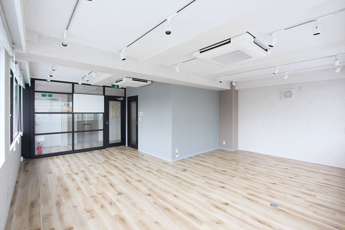 恵比寿オフィス｜最上階リノベ済みセットアップオフィス