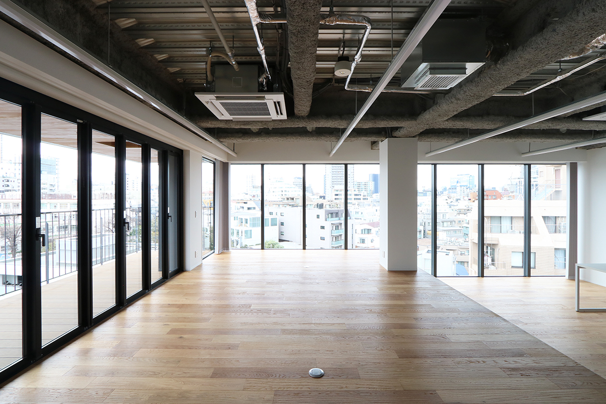 恵比寿オフィス | 新築デザインビル、スケルトン仕様の空間